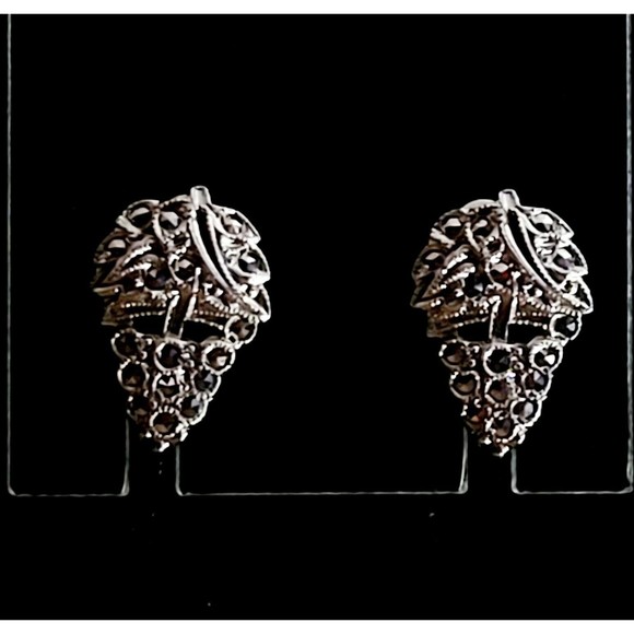 MCM Sterling Silver Grape Cluster Filigree Earrings Screw Back Closures 1950 EUC - Picture 7 of 7